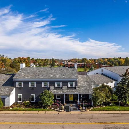 The Aurora Inn Hotel And Event Center Exterior foto